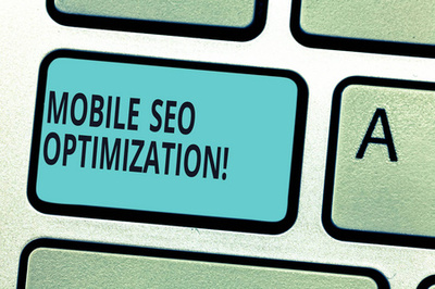 概念手工寫作, 顯示 seo 營銷分析。商務照片文本改善給定的網站排名在搜索引擎鍵盤鍵意圖創造計算機消息的想法